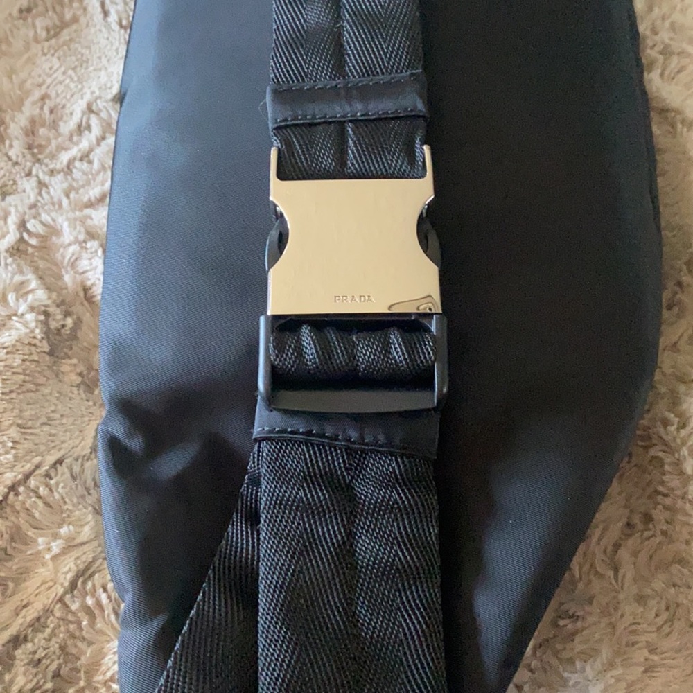 SOLD **PRADA MARSUPIO TESSUTO WAIST BAG MENS OR WOMENS - Picture 5 of 9